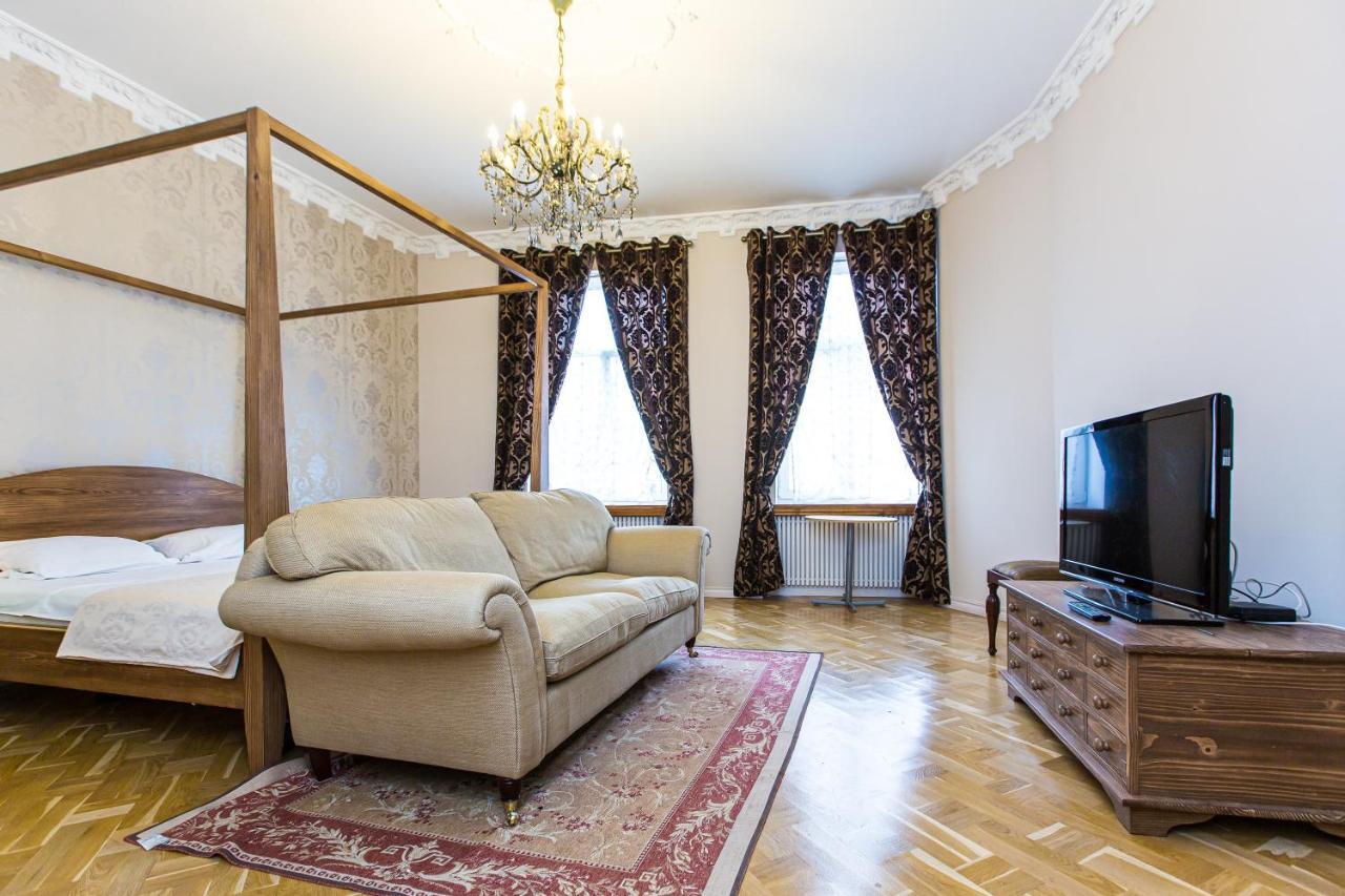 Австрійська Квартира В Центрі На Вулиці Михальчука 5 Lemberg Exterior foto